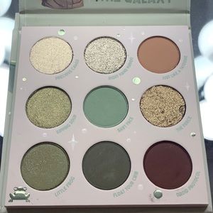 Colourpop x Baby Yoda Palette